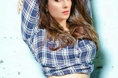 Ayeza Khan Bra Size